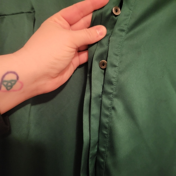 Lane Bryant 20w button down dress shirts, set of two (yes you get both) - Picture 6 of 12